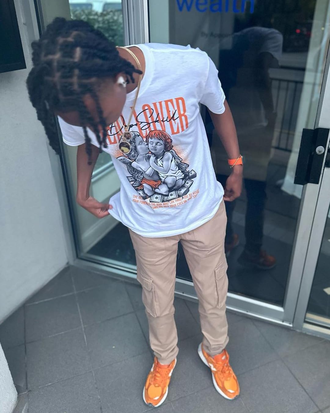 Graffiti Sneaker Matching unisex T-shirt