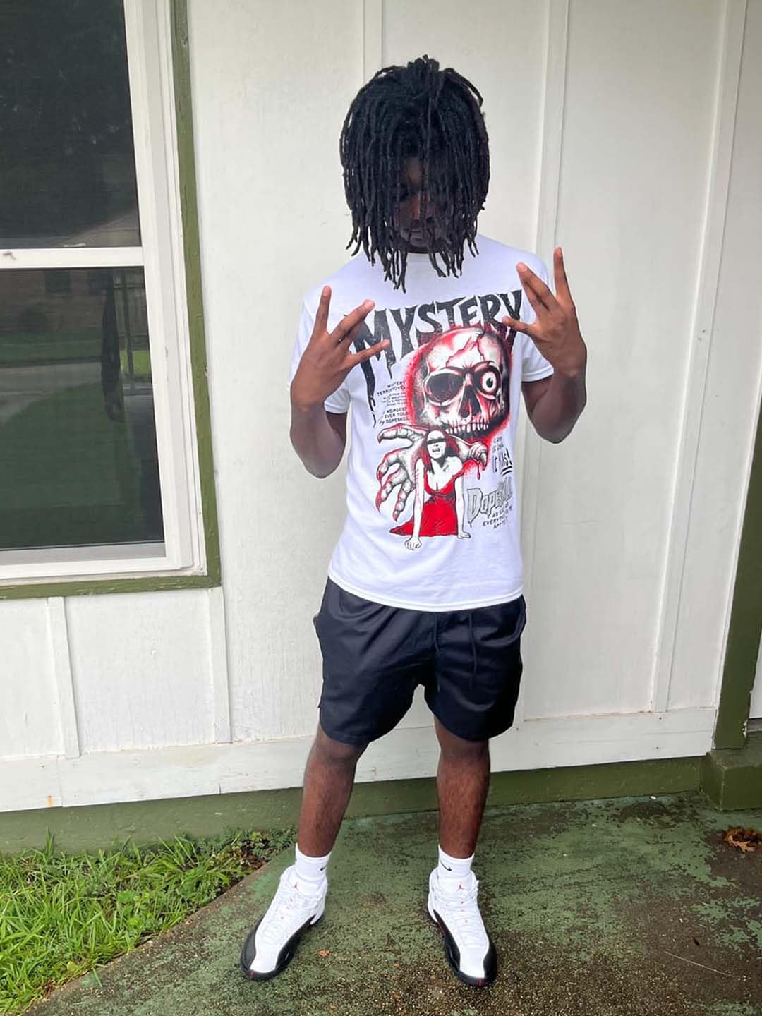 Graffiti Sneaker Matching unisex T-shirt