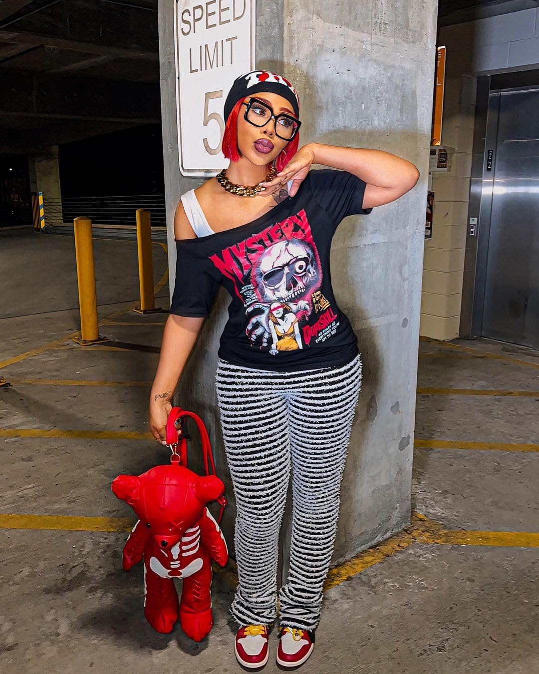 Graffiti Sneaker Matching unisex T-shirt